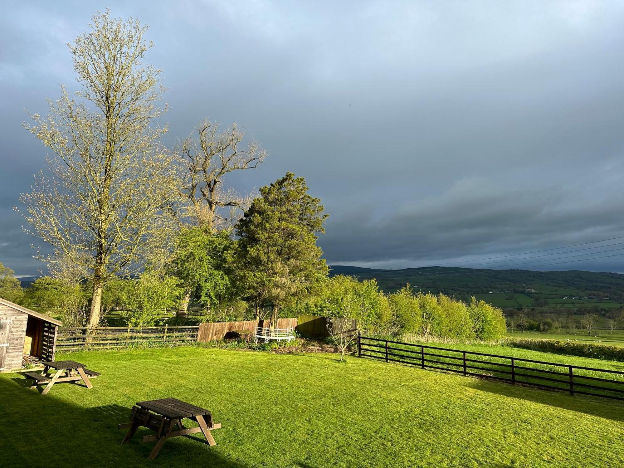 Greendale Teahouse And Rooms Chatburn Exterior foto